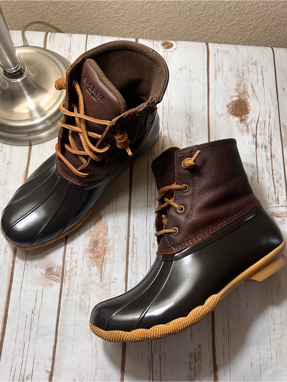 Sperry Rain Boots Salt Water Duck Boots Leather Rubber Brown Women’s Size 8.5